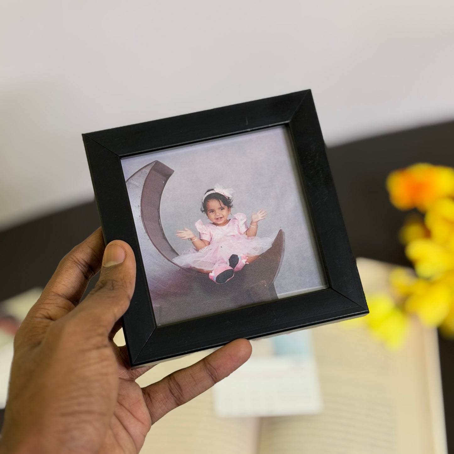 Mini Customized Photo Frame ( 4x 4 )