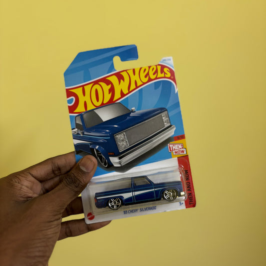 Hot Wheels - 83 Chevy Silverado